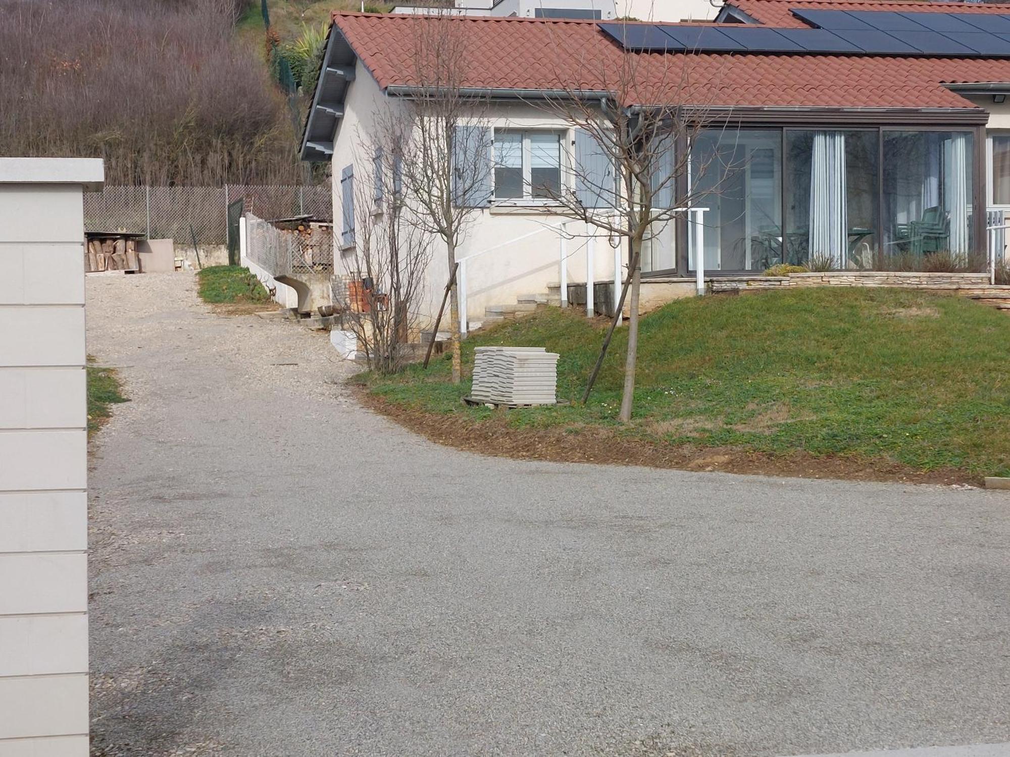 Gite Des Reguinelles Saint-Lattier Екстериор снимка